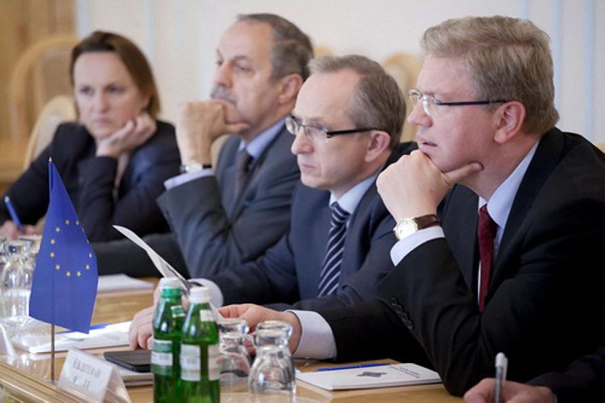 Парубій обговорив події на сході України з єврокомісарами