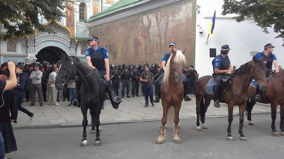 У Лаврі близько 250 сепаратистів хочуть заявити про створення «Київської народної республіки»