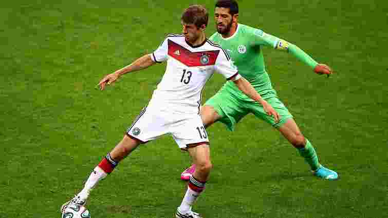 Німеччина заледве долає збірну Алжиру і проходить в 1/4 фіналу