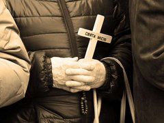 Богоугодні справи і сучасні «угодники»