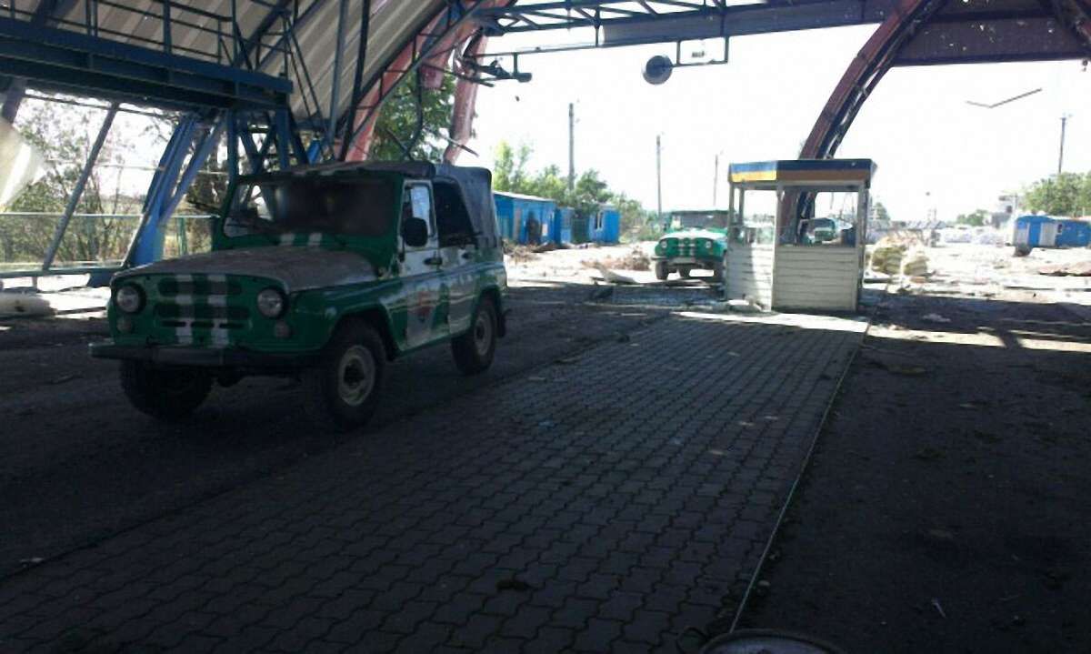 У пункті пропуску "Довжанський" терористи наробили мінних пасток