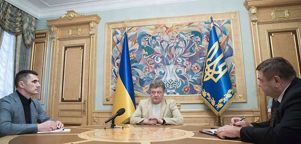 Порошенко вимагає оперативного розслідування замаху на мера Львова і вбивства мера Кременчука