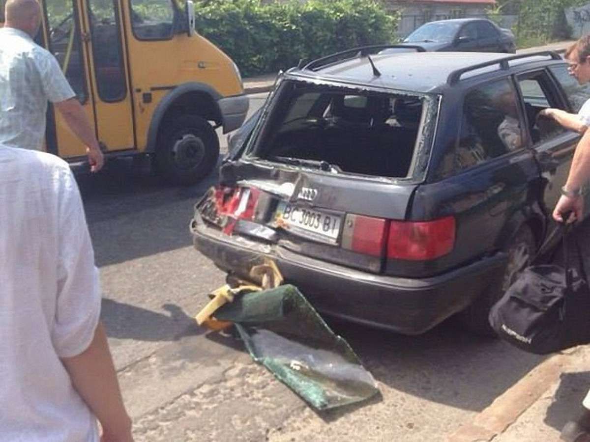 На вулиці Шевченка у Львові маршрутка зіткнулася з Audi