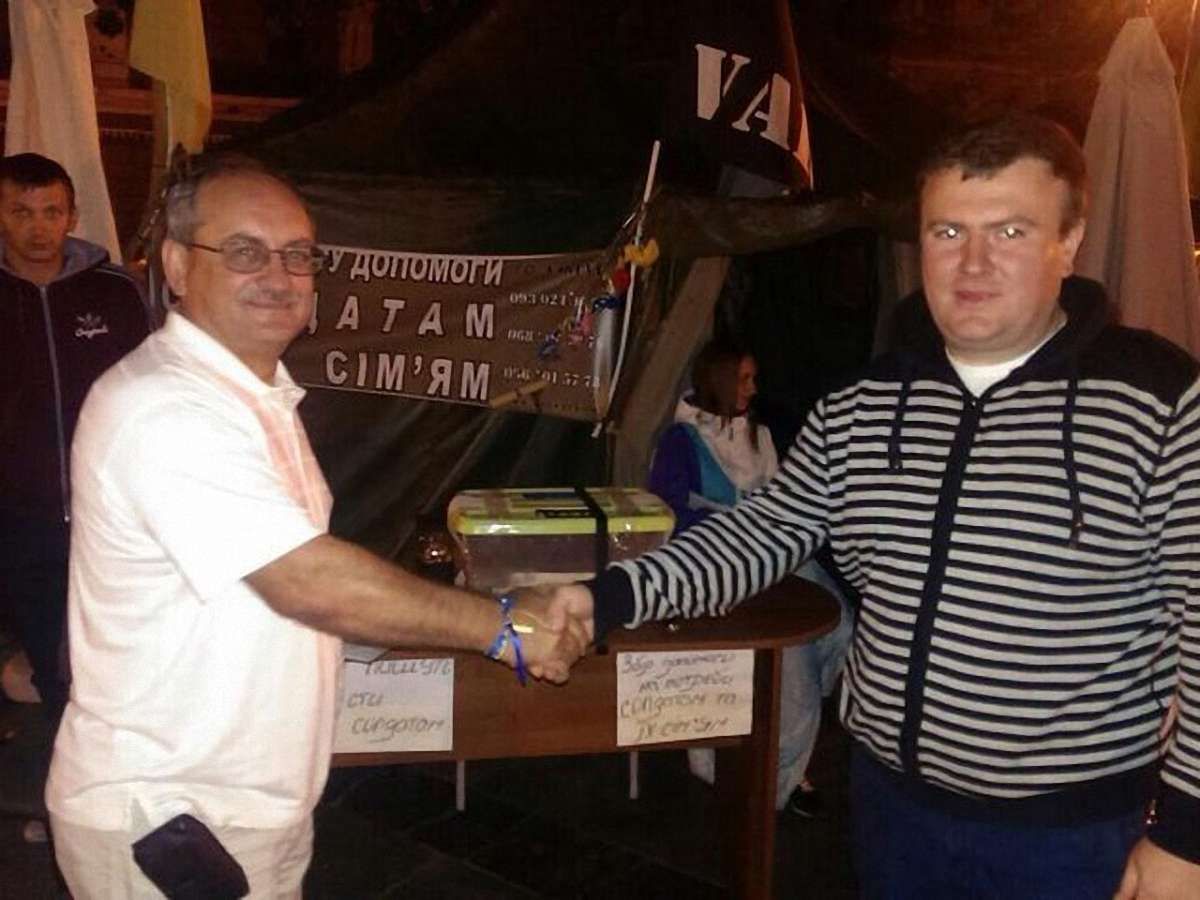 Чоловік із Бостона кинув до скриньки для допомоги армії 20 тис. грн