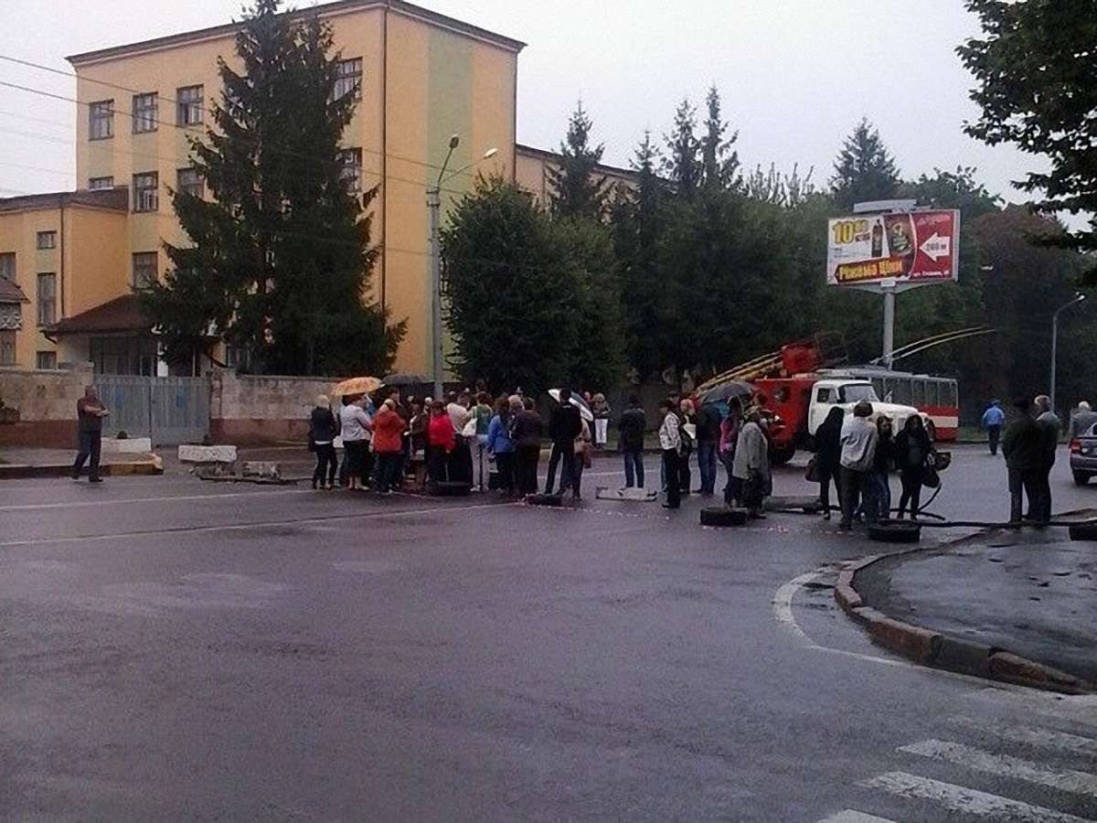 У Львові родичі військовослужбовців уже вдруге за тиждень перекрили вул. Стрийську
