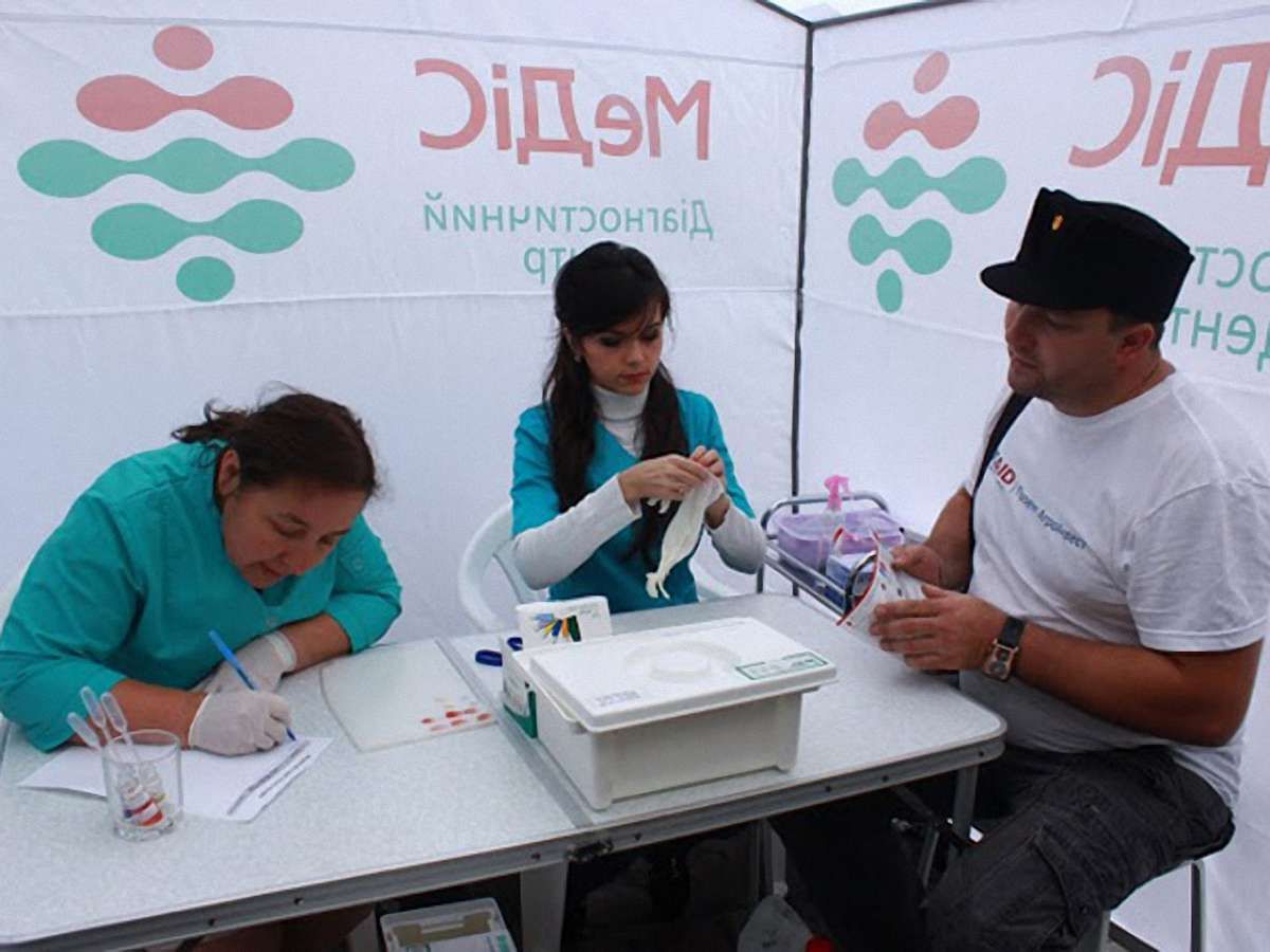 У Львові визначали групу крові та формували базу донорів