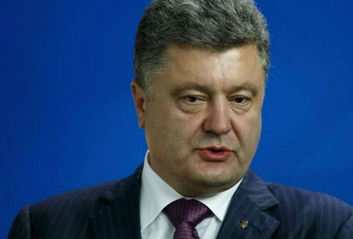 Порошенко обіцяє серйозні кадрові рішення через останні події в зоні АТО
