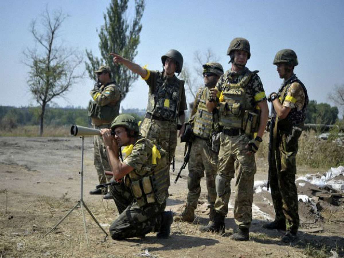 Під Іловайськом терористи взяли в полон понад 200 українських військових, – РНБО 