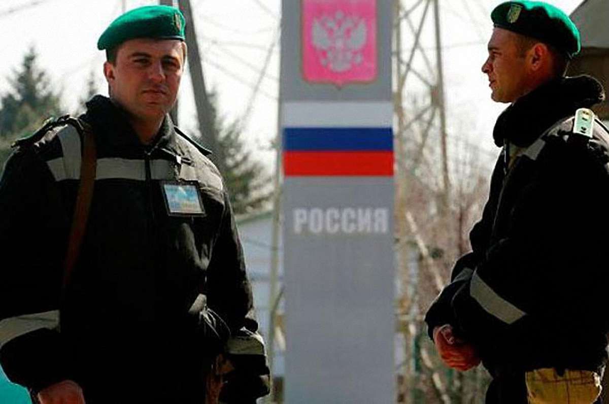 Російським прикордонникам пропонують воювати на Донбасі за 200 тисяч рублів