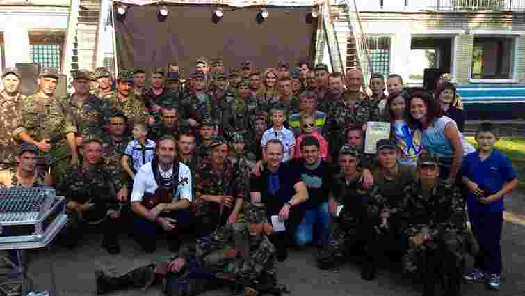 Львівські співаки підтримали бійців 24-ї бригади концертом