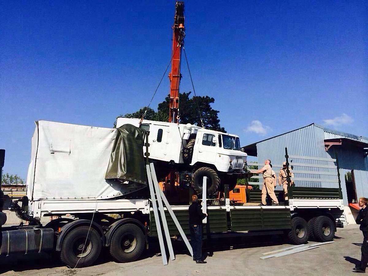 До Луганська доїхали лише 70 із 220 вантажівок з російським «гумконвоєм», - ЗМІ