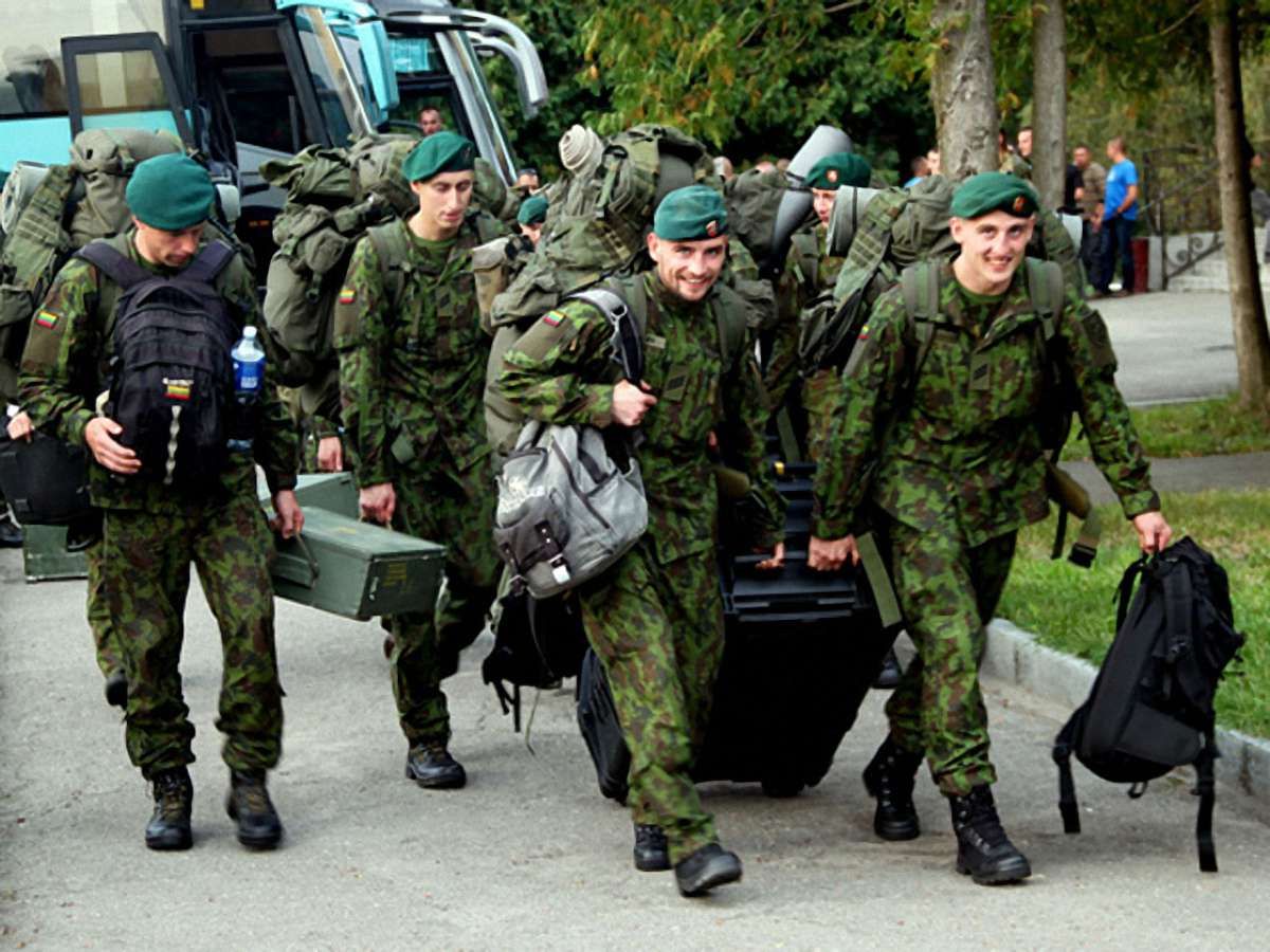 Армійці з 15 країн світу провели перші заняття у рамках «РепідТрайдент – 2014»