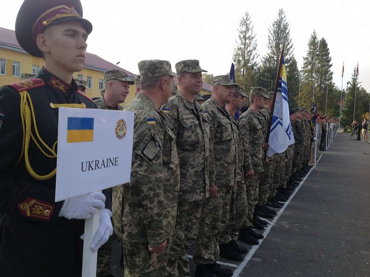 Навчання НАТО без політики