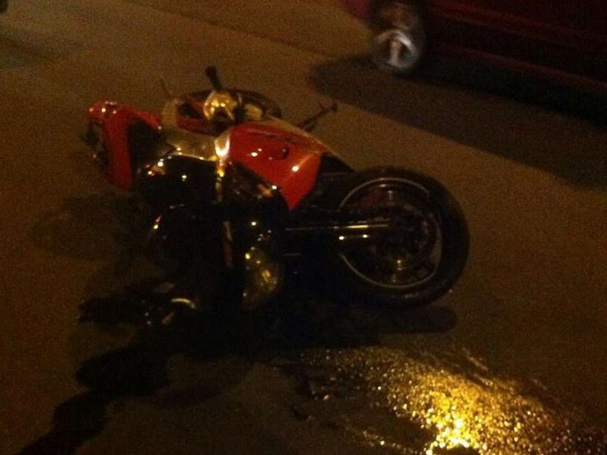 У Львові мотоцикліст на смерть збив молоду дівчину