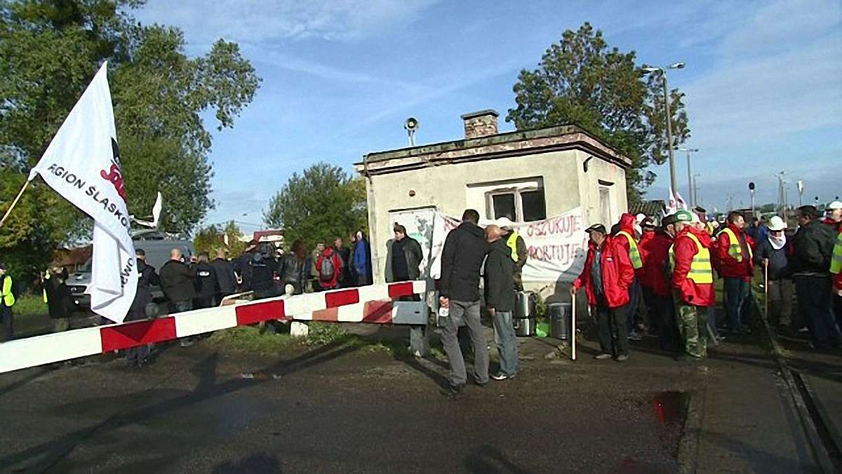Польські шахтарі заблокували потяги з російським вугіллям