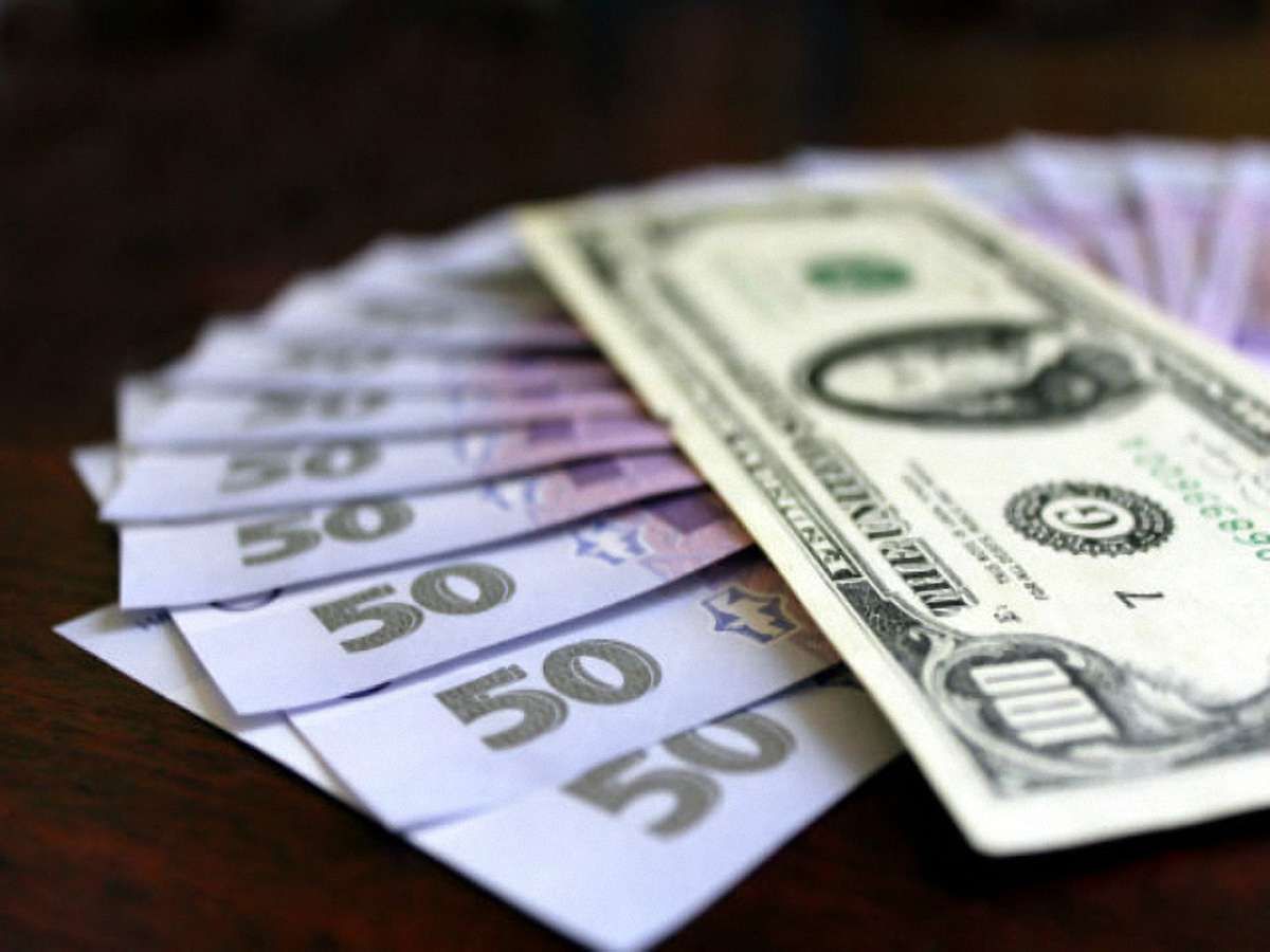 НБУ і банкіри домовилися про курсовий орієнтир 12,95 грн/$1