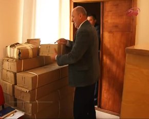 Кілька десятків сільських шкіл на Львівщині отримали навчальні гвинтівки