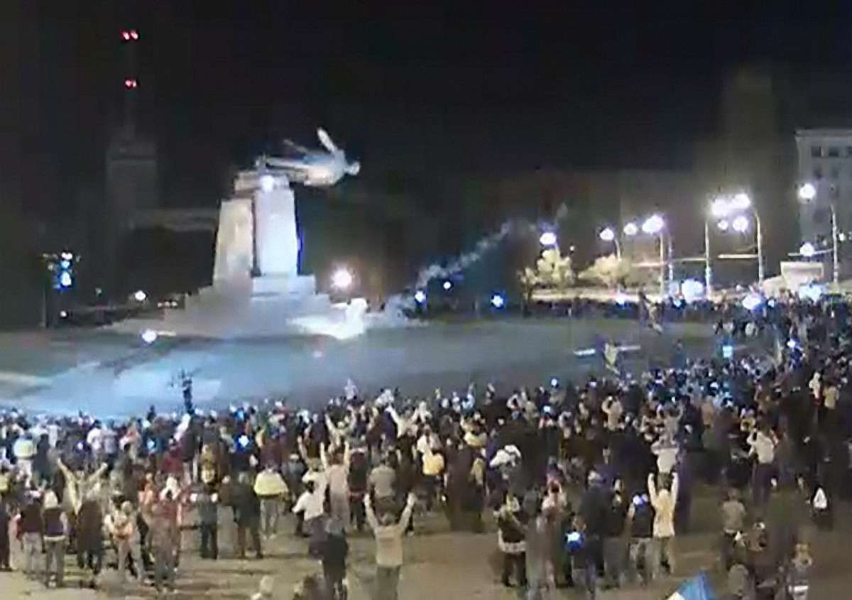 У Харкові таки звалили пам'ятник Леніну