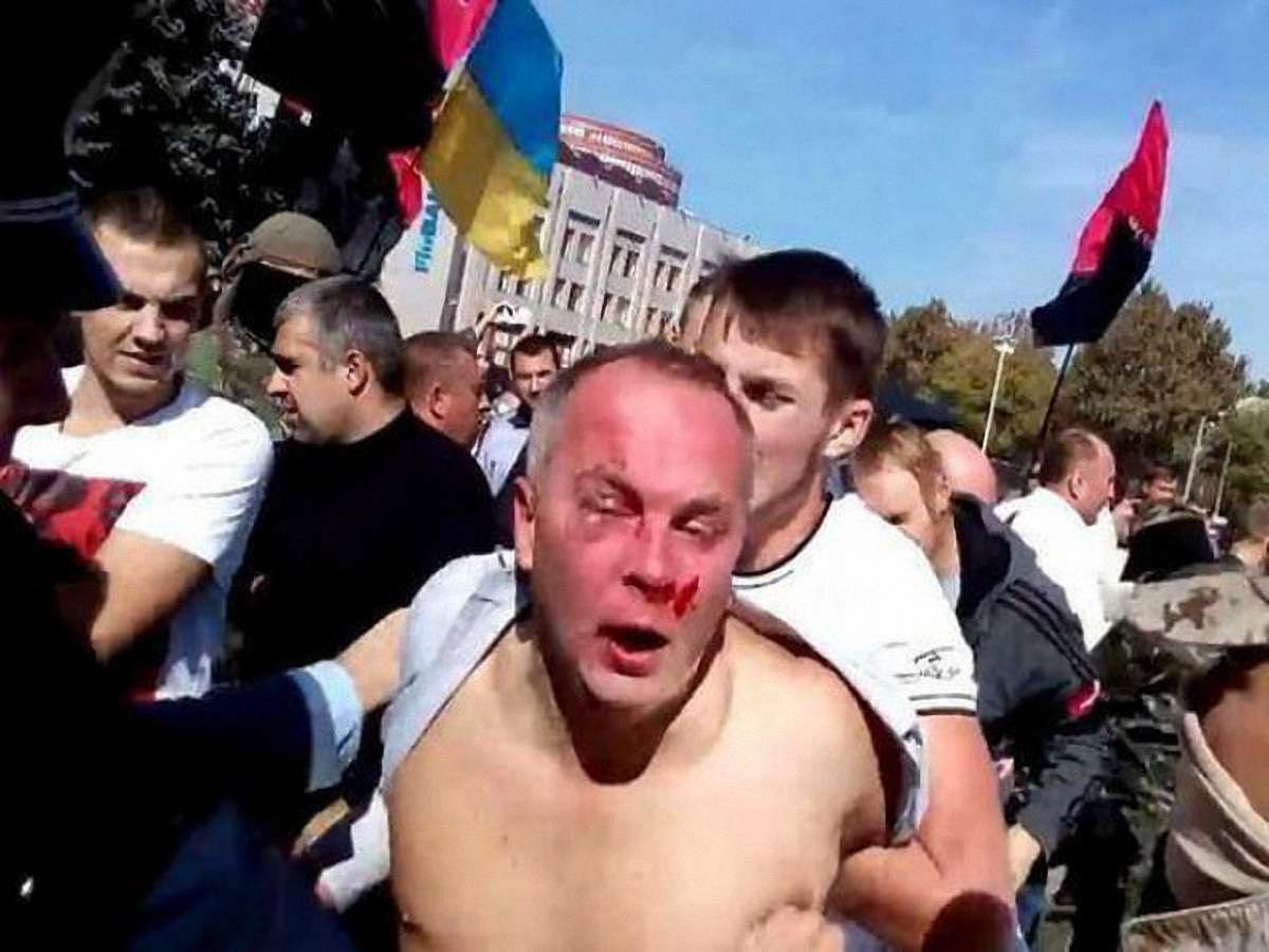 В Одесі побили Нестора Шуфрича (відео)