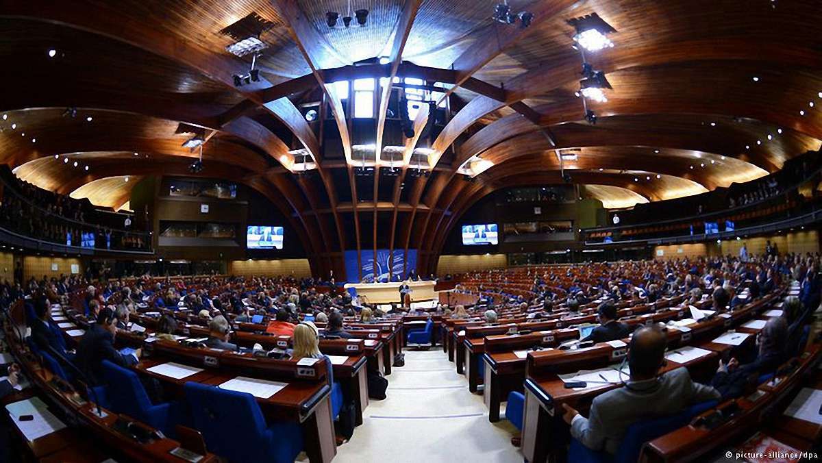 У ПАРЄ закликали Україну проводити реформи, незважаючи на війну