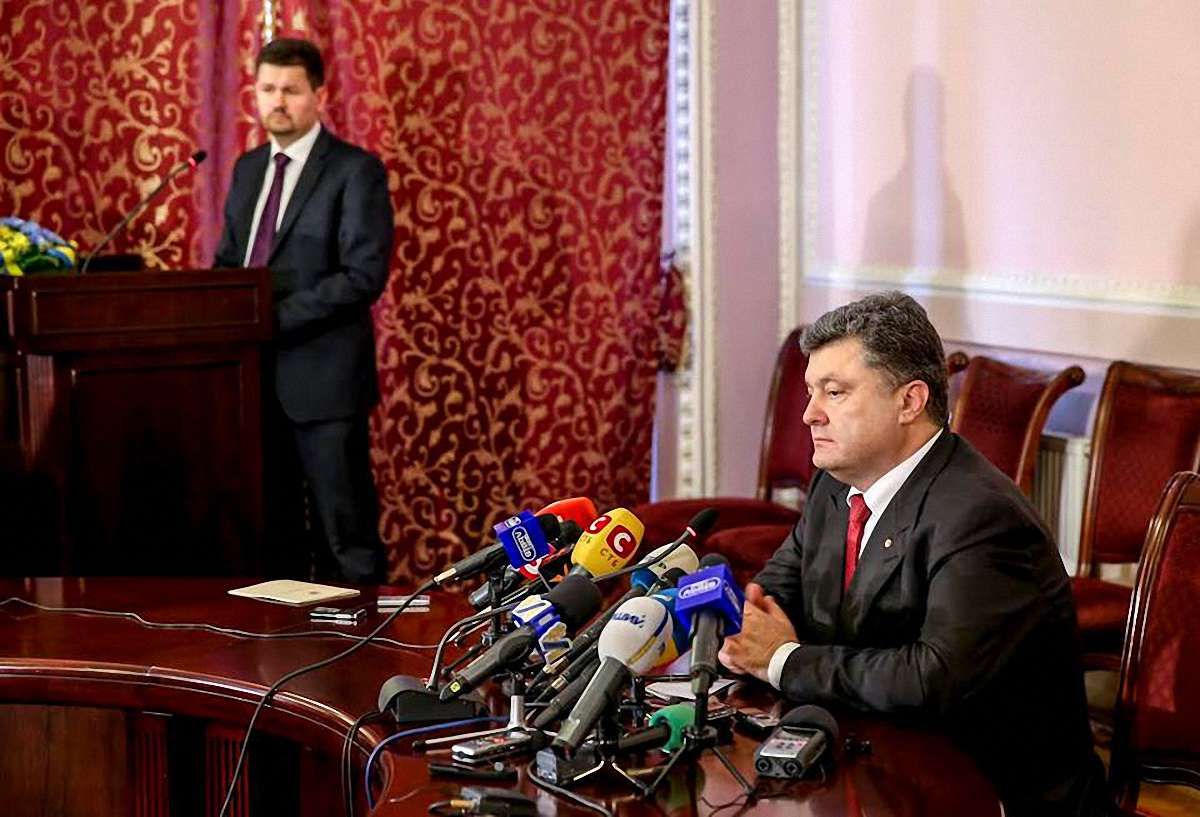 Порошенко сподівається на скасування депутатської недоторканості новим складом Парламенту