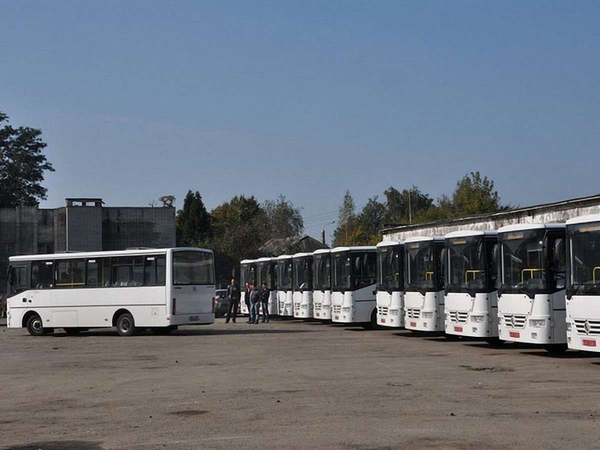 На маршрути Львова в жовтні виїдуть 18 нових автобусів