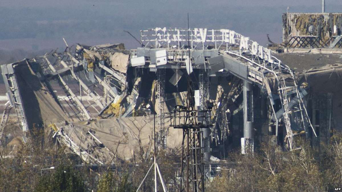 Терористи з «Тюльпана» обстрілюють донецький аеропорт