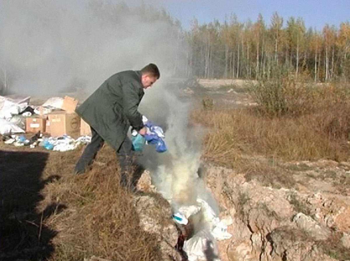 На Житомирщині спалили близько двох центнерів наркотиків