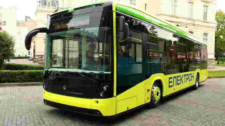 Львовом почав курсувати новий низькопідлоговий тролейбус «Електрон»