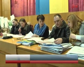 Окружні дільничні комісії провели безсонну ніч