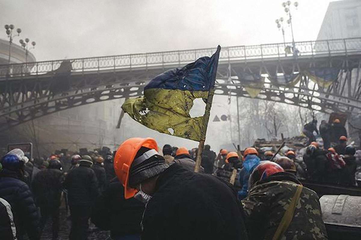 Через ажіотаж у Нью-Йорку продовжили виставку, присвячену Майдану