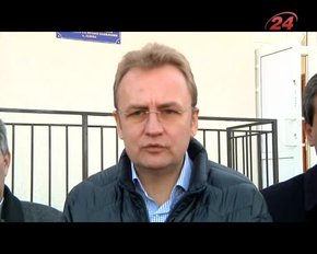 Серед чиновників Львівської міськради немає претендентів на люстрацію, – Садовий