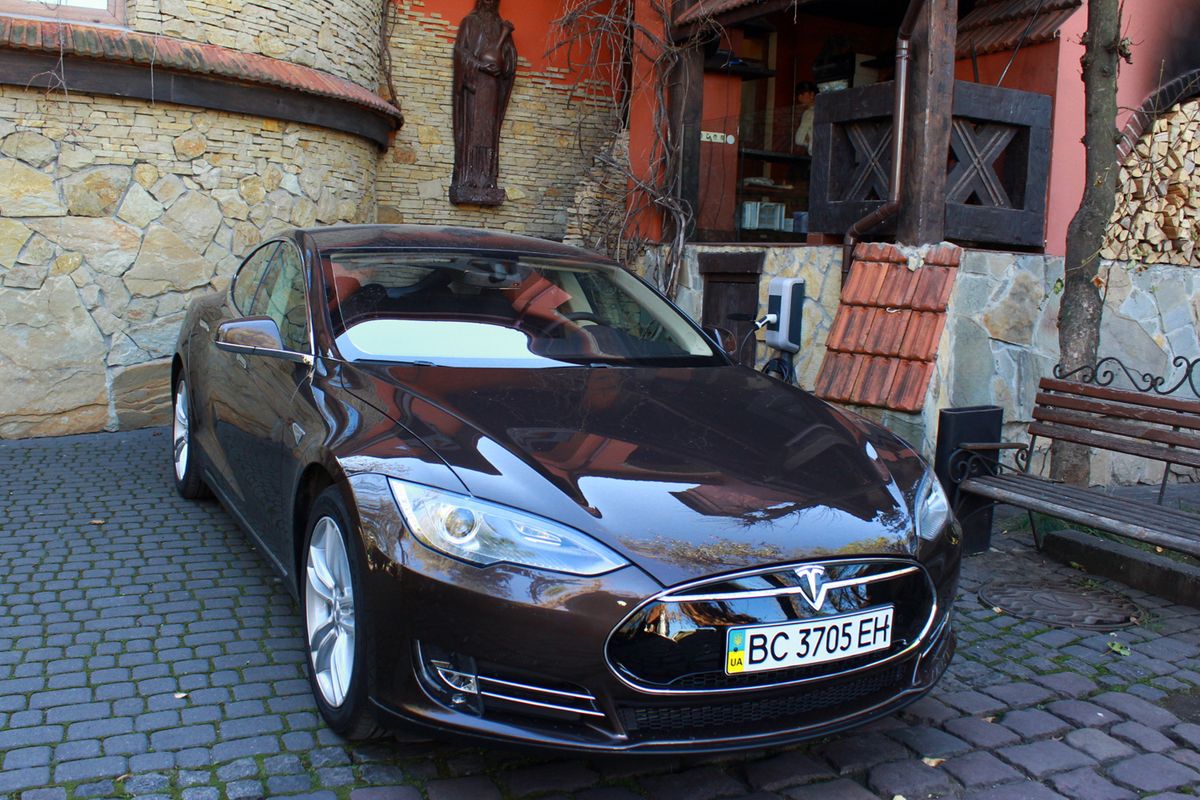 «Tesla середнього класу буде справжнім проривом в історії людства»