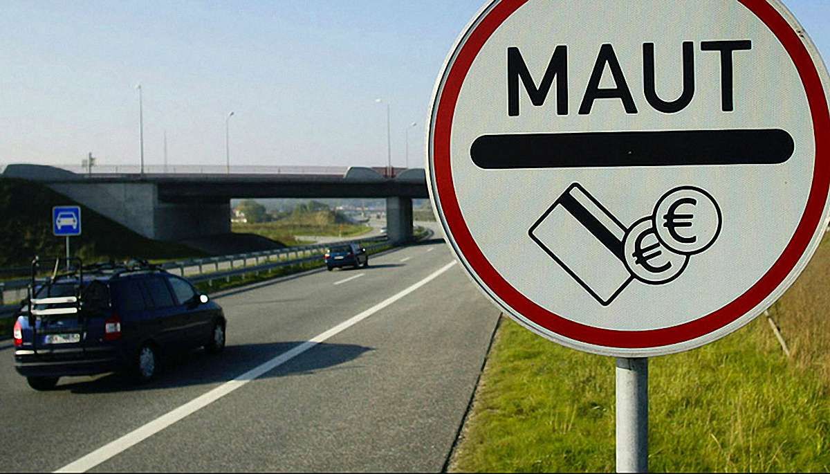 Німецькі автобани можуть стати платними для іноземців