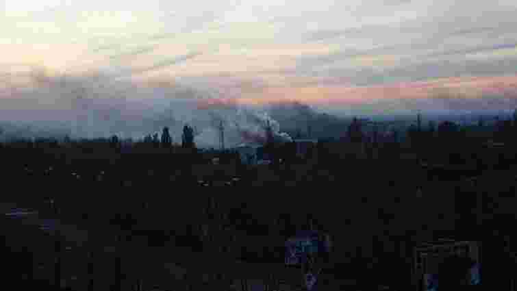 Зранку в усіх районах Донецьку чути залпи важкої артилерії і вибухи
