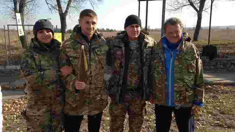 Гравці «Дніпра» на чолі з Маркевичем відвідали українських десантників