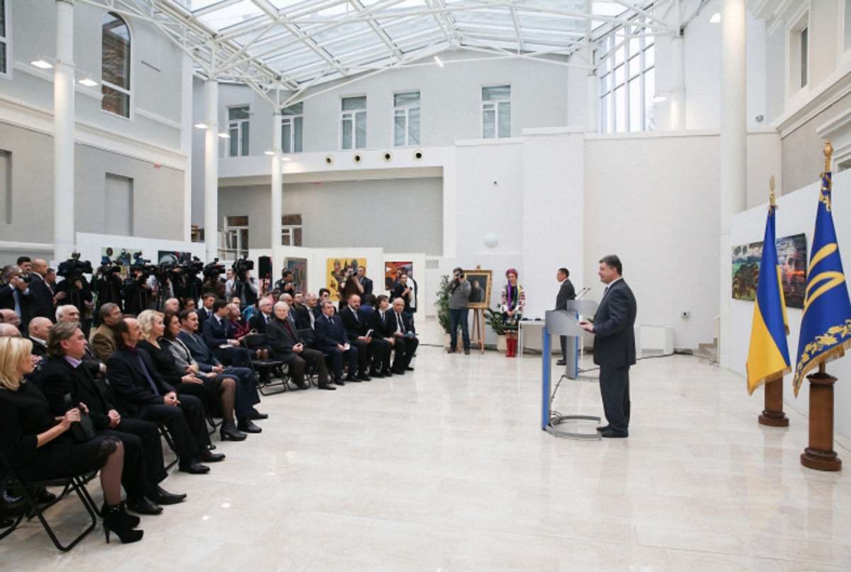 Президент вручив Шевченківську премію 2014 року видатним діячам культури