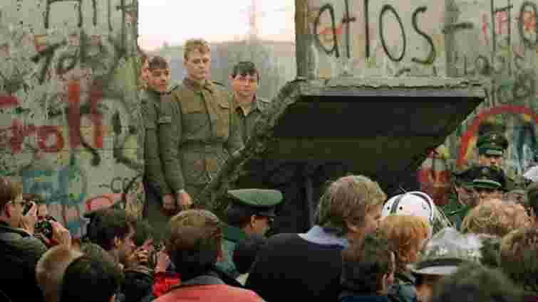 У Німеччині розпочались урочистості з нагоди 25-річчя падіння Берлінського муру