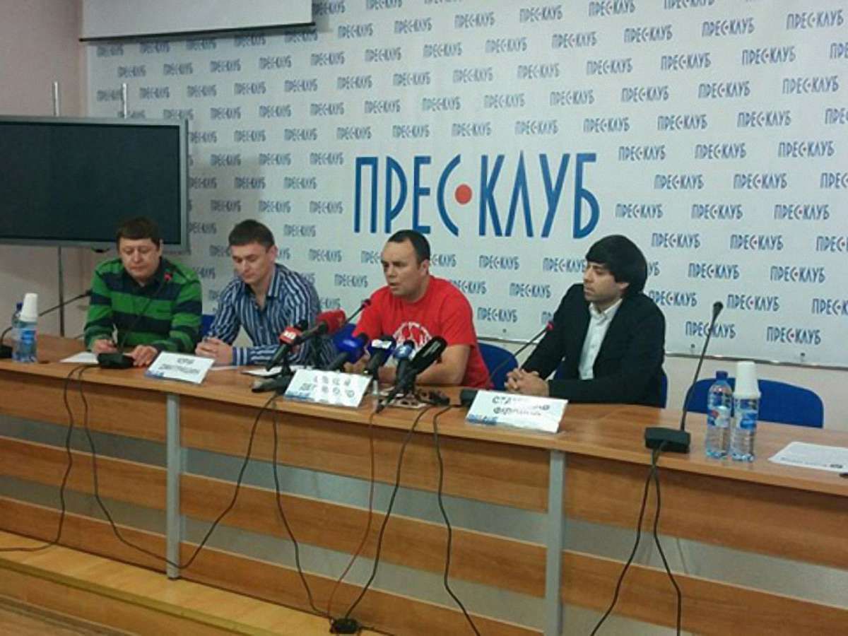 У Винниках конфлікт між волонтерами і бізнесменами переріс у бійку