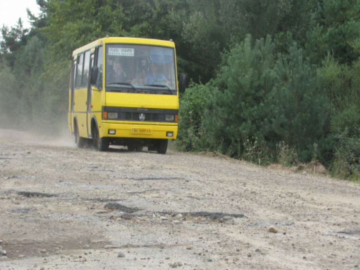У 2015 році на Львівщині ремонтуватимуть дороги, які ведуть до кордону