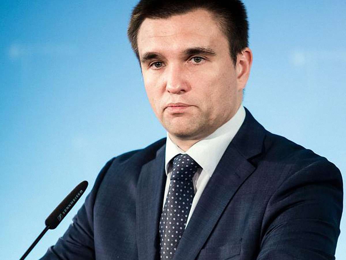 Клімкін: Україна буде повертати окуповані території політичним шляхом