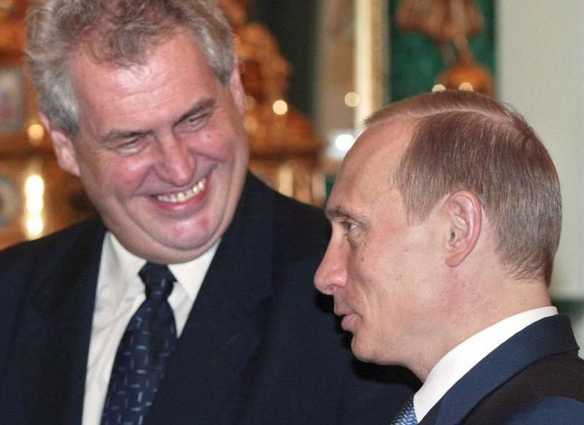 Президент Чехії запросив Володимира Путіна до Праги