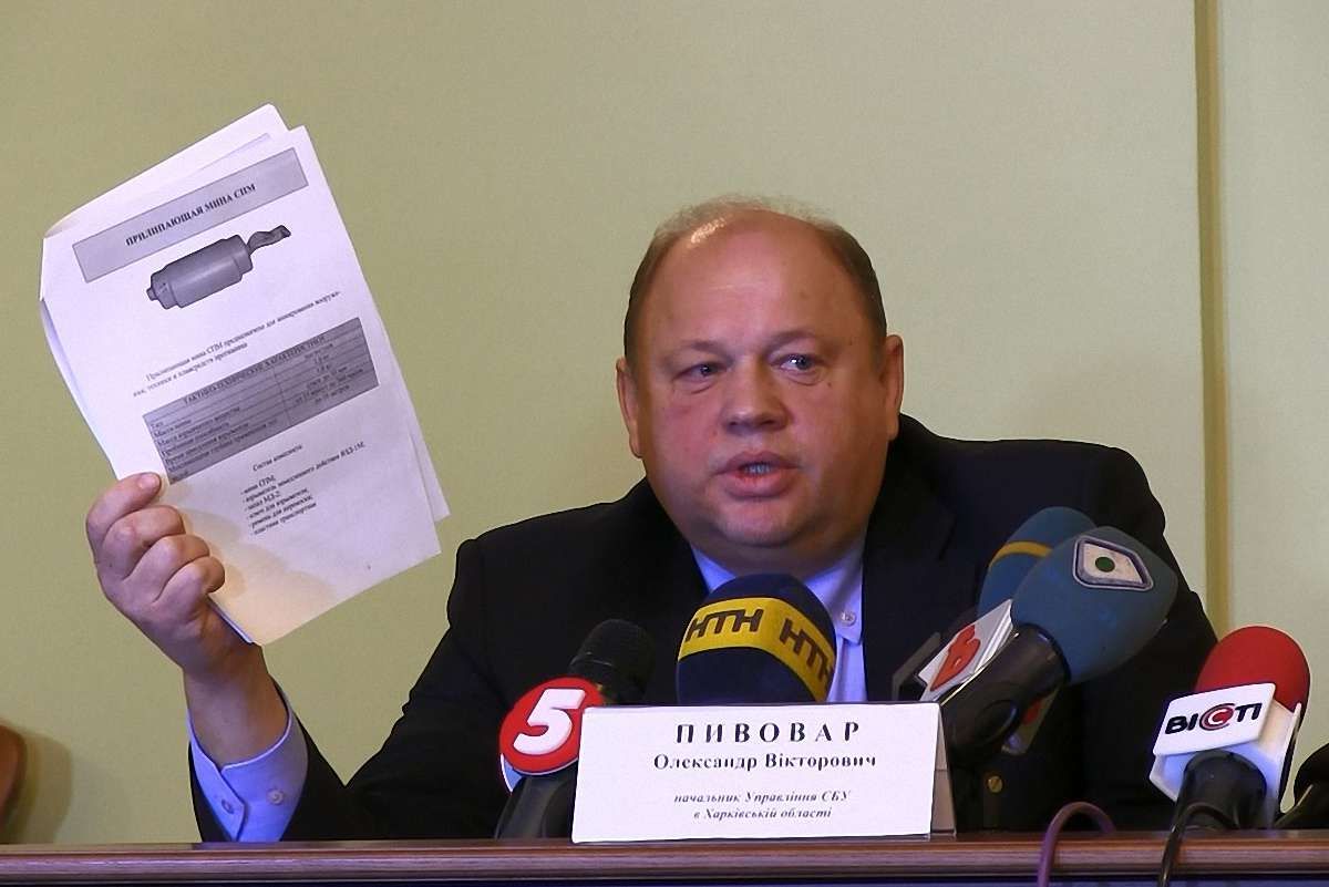 СБУ: Під час вибуху біля військового госпіталю в Харкові використали приліпну міну