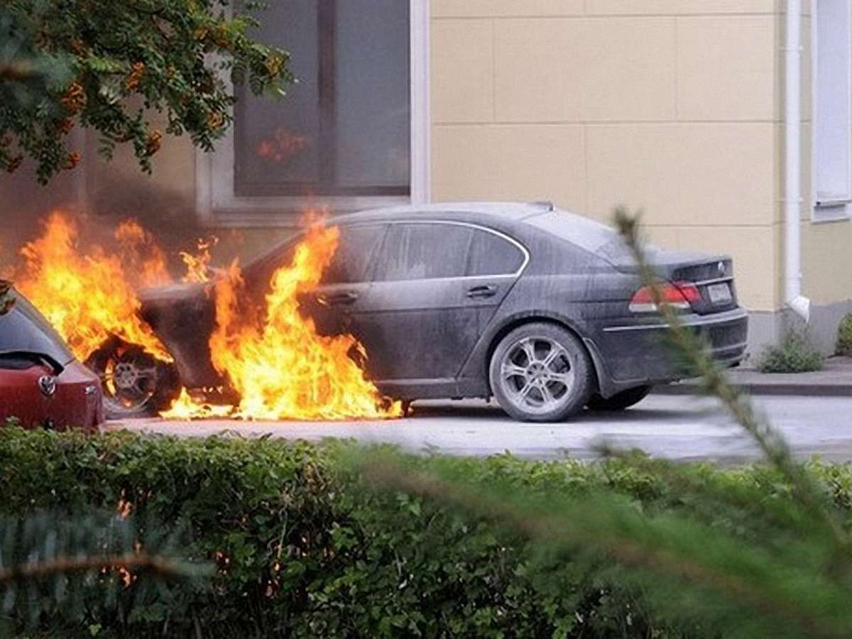На Львівщині у власному авто згорів керівник районного УБОЗ
