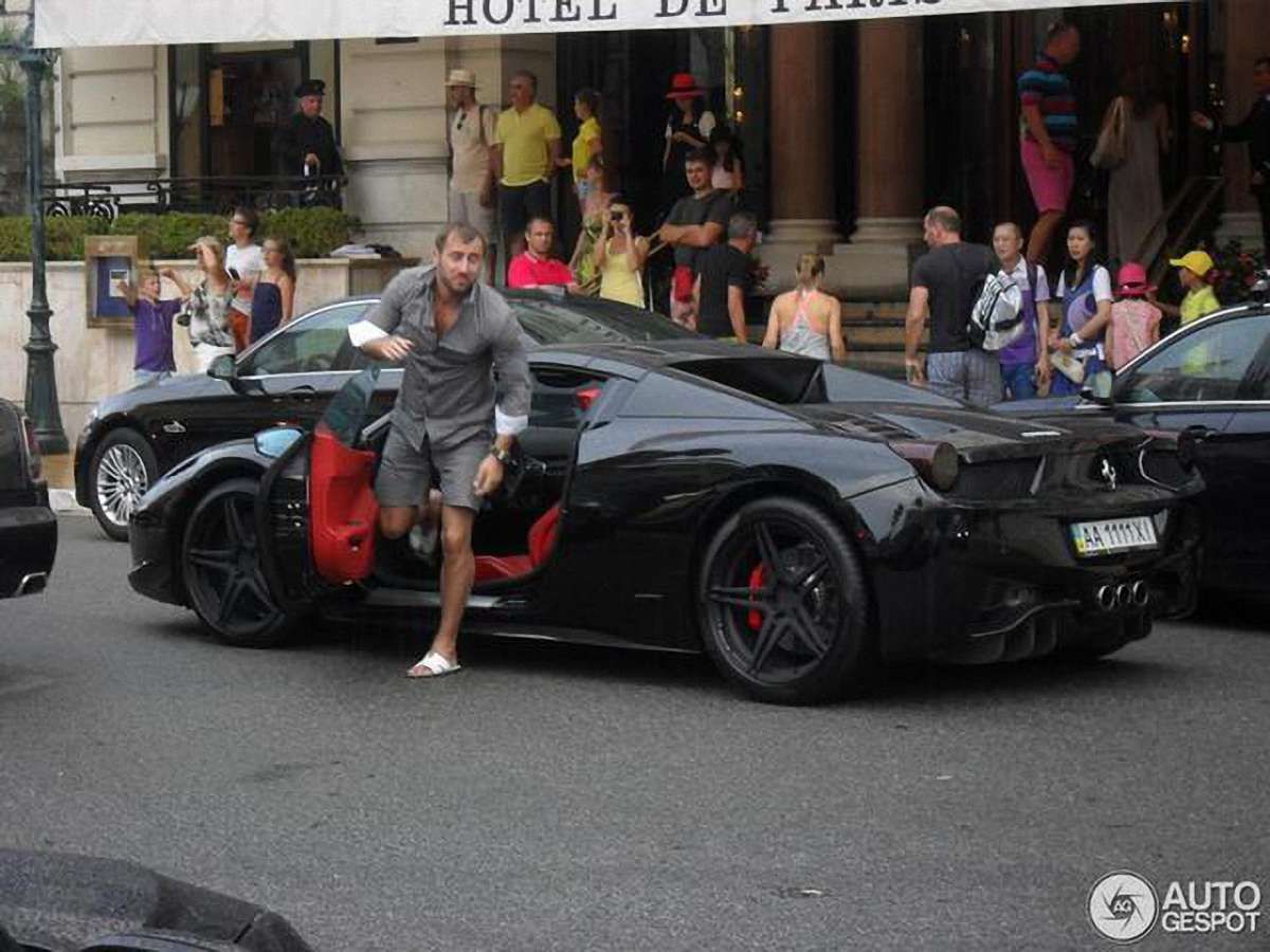 Депутат Радикальної партії зізнався, що влітку гасав на Ferrari по Монте-Карло