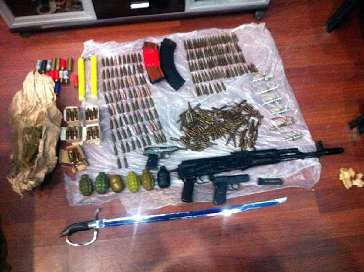На Донеччині викрили кур’єра-диверсанта із зброєю та вибухівкою, - МВС