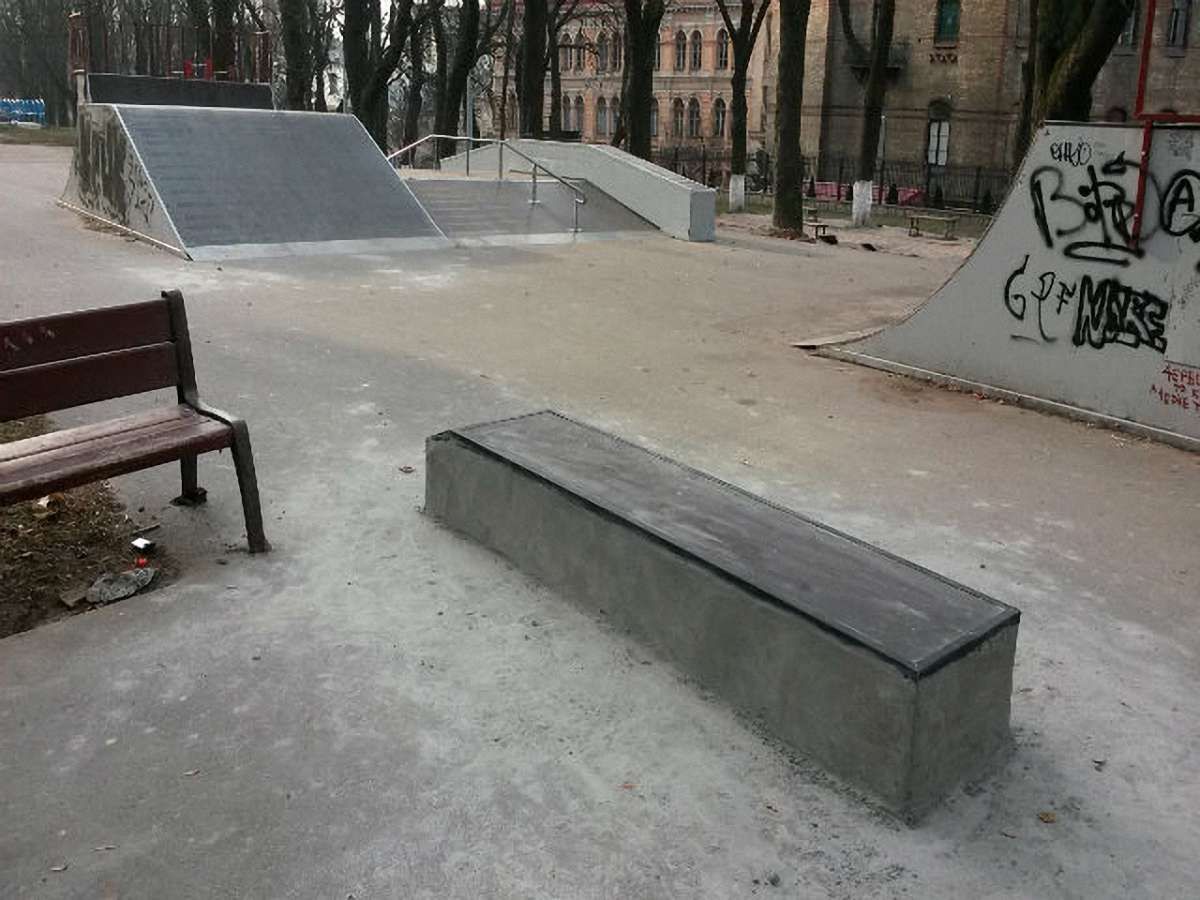 У Львові відновили скейт-майданчик на вулиці Винниченка