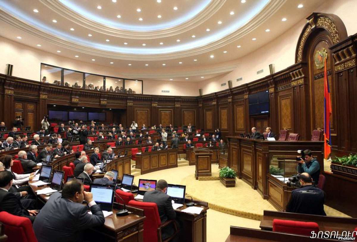 Вірменський парламент ратифікував договір про вступ у Євразійський економічний союз