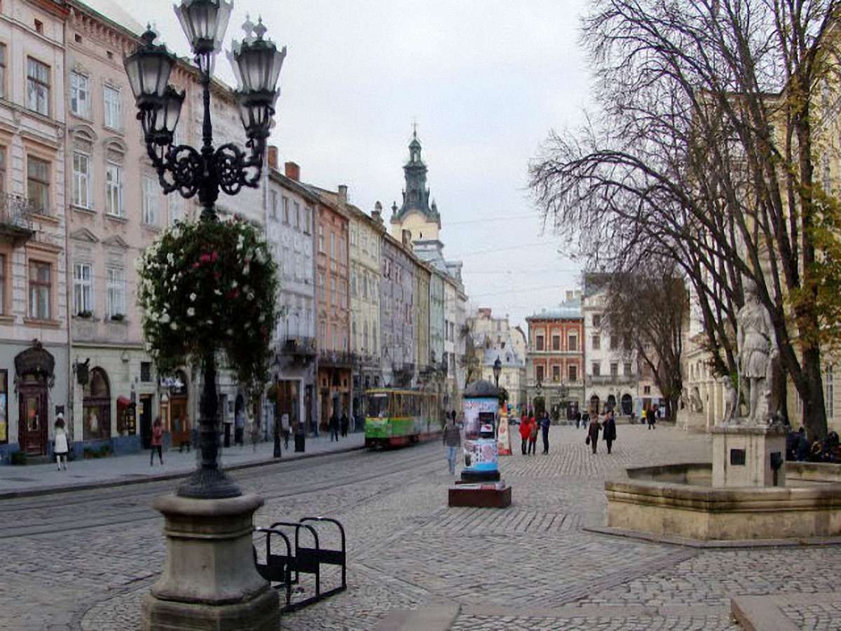 Виконком Львівської міськради затвердив правила в’їзду в пішохідну зону