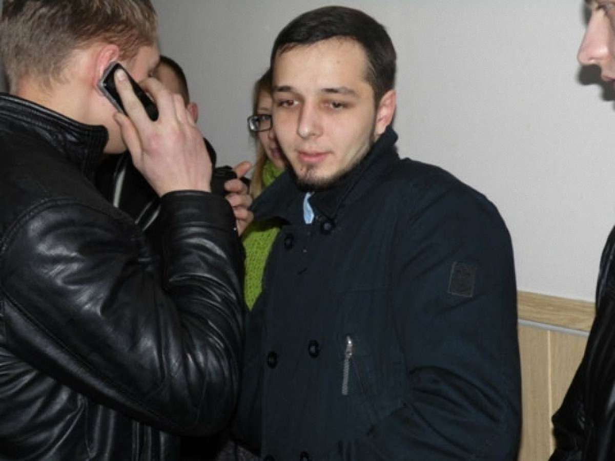 У Вінниці заарештували активіста на 60 діб за пошкодження портрета президента